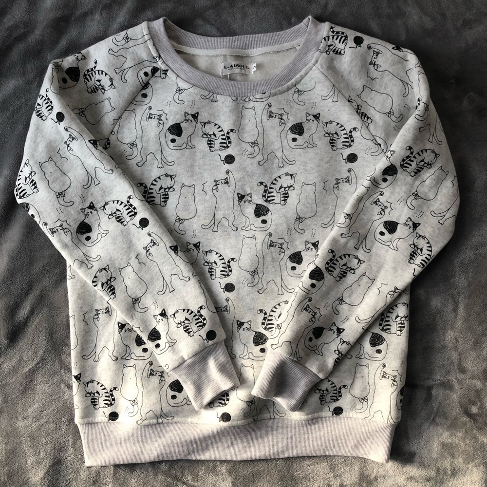 Cat Sweater NWT